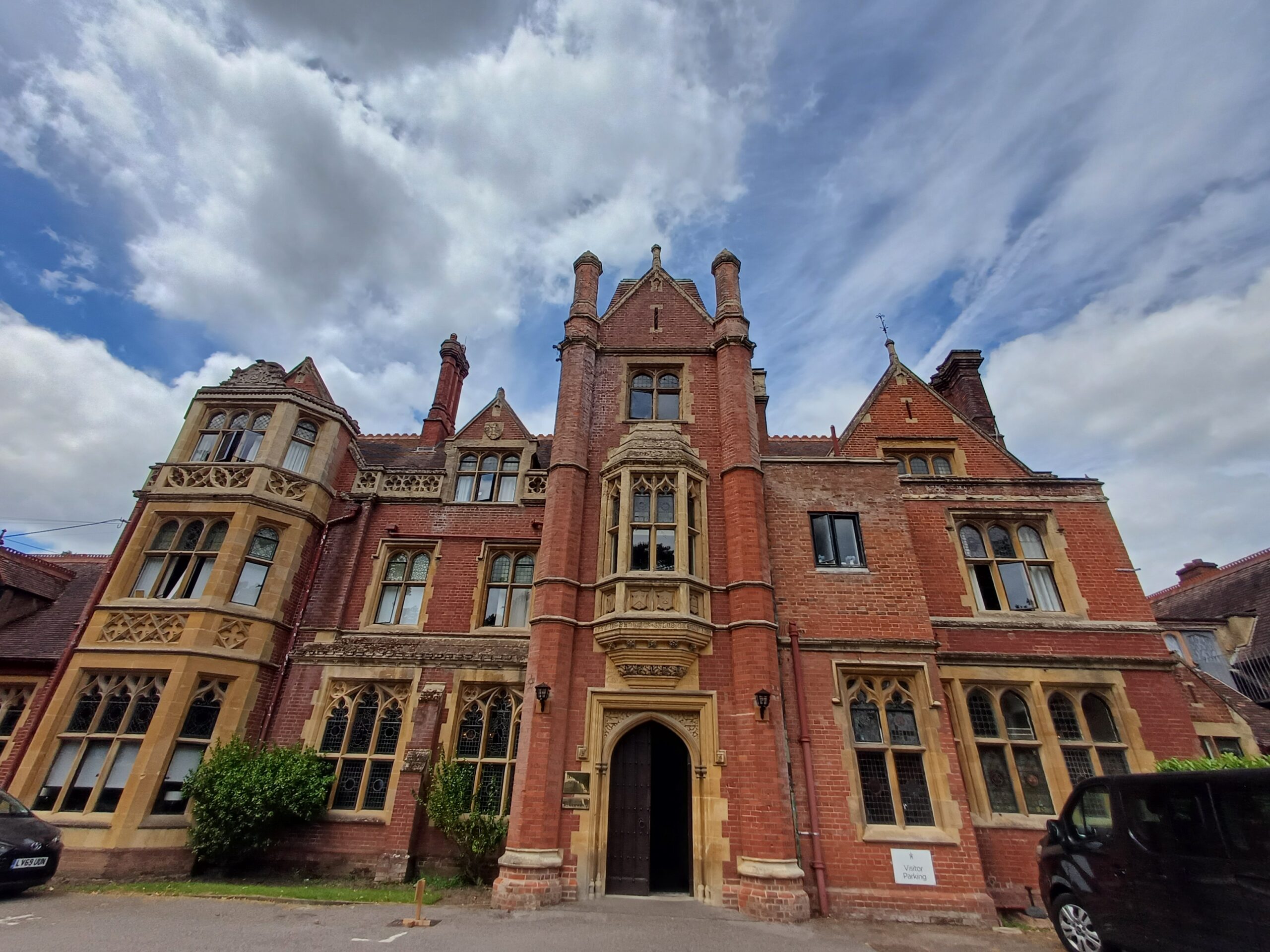Box Hill school Facade